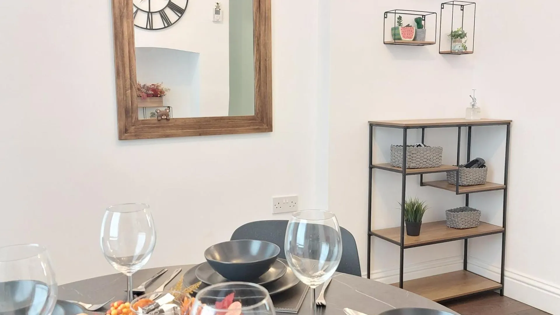 A New Apartment Near City Centre Titanic And Bus Stop Cozy Stay At Amber Lodge Belfast
