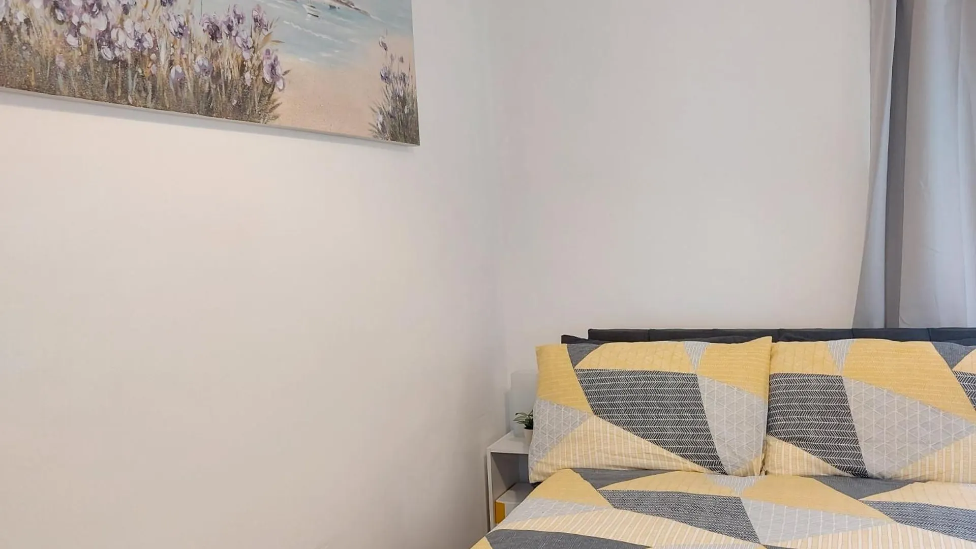 A Cozy Apartment At Amber Lodge ベルファスト